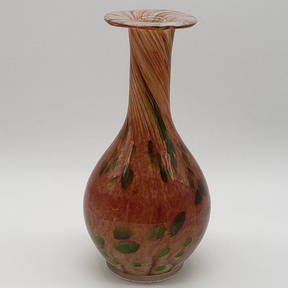 Maltese Mtarfa Green Rust Spatter Stretched Art Glass Vase - Picture 6 of 11